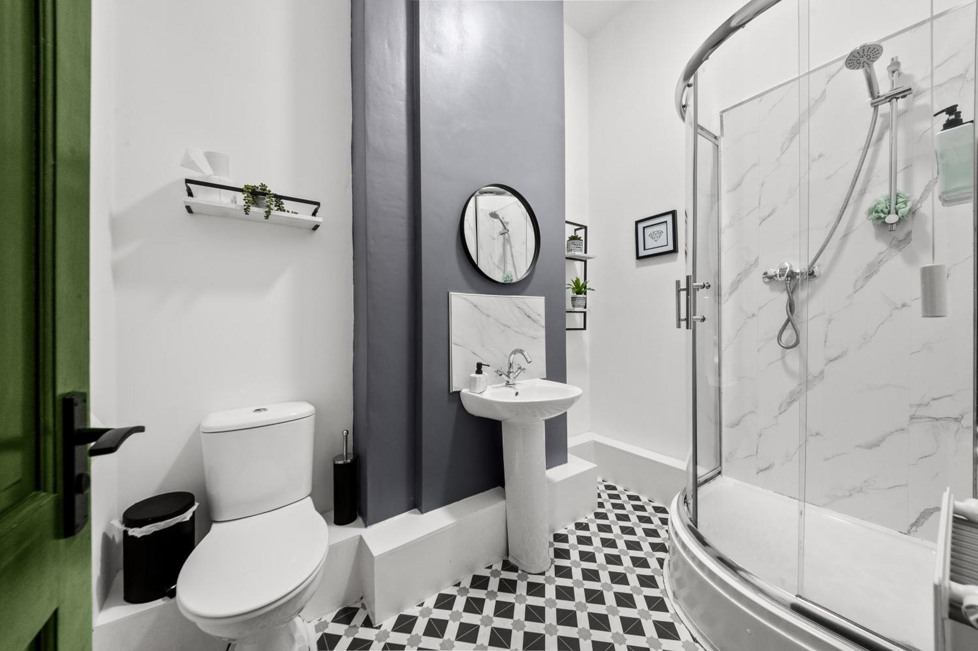 Spacious Birmingham City Apartment Екстер'єр фото
